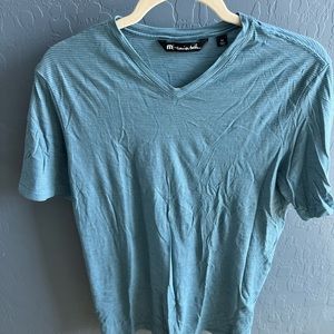 Travis Mathew t-shirt